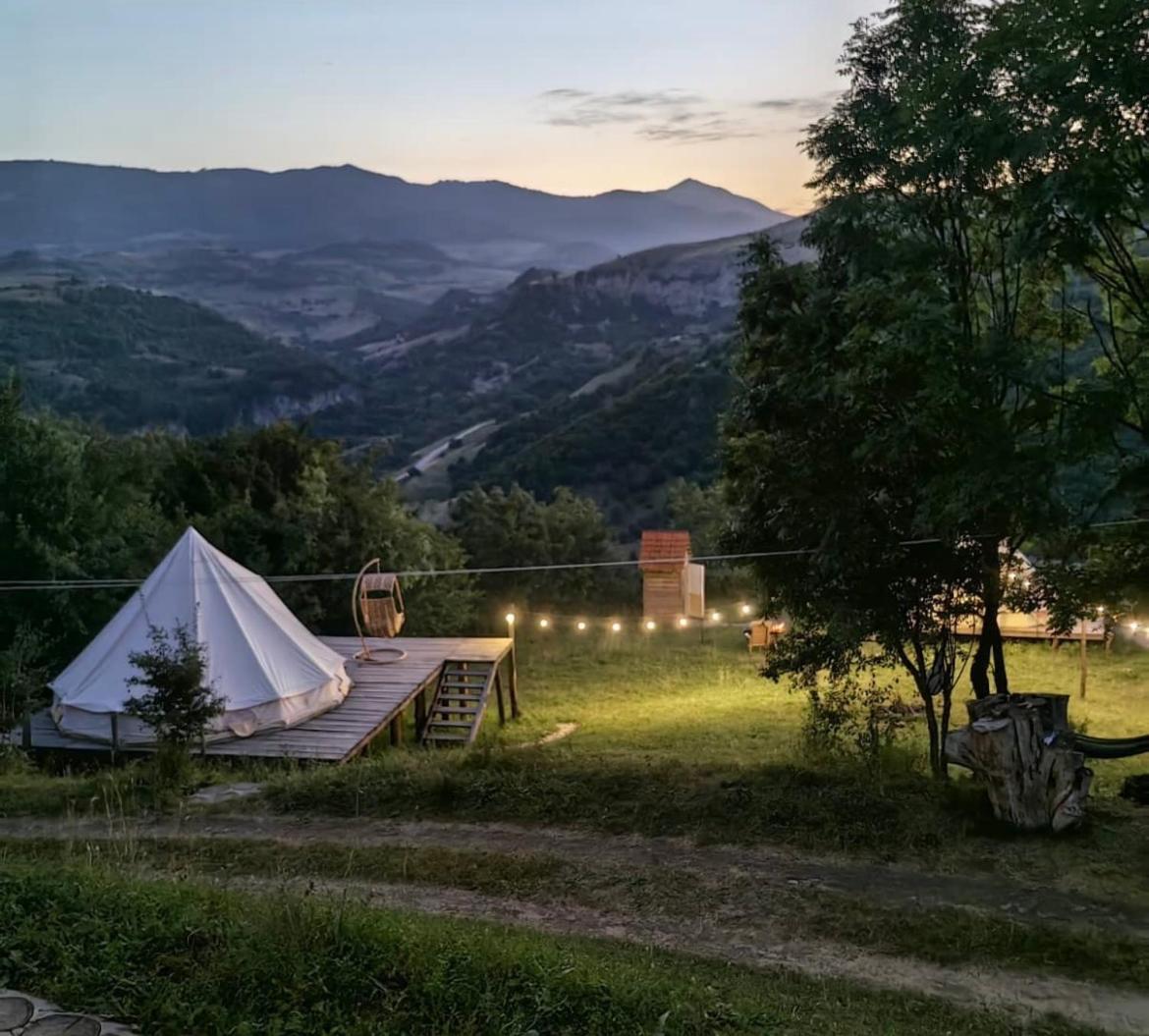 Alereks Mountain Camping Tumanyan Exterior foto