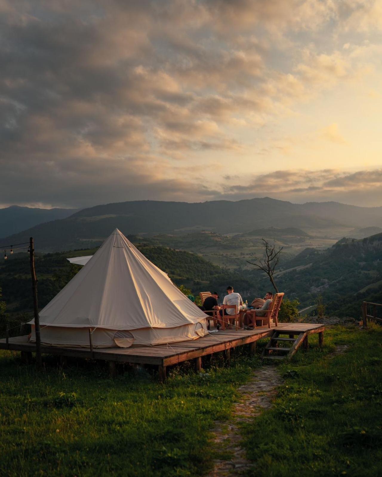Alereks Mountain Camping Tumanyan Exterior foto